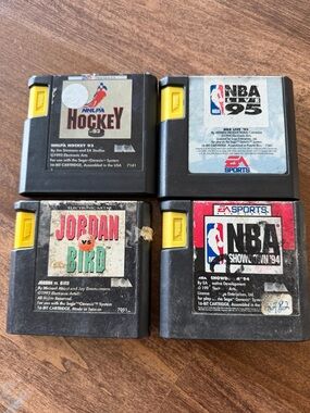 (4) Vintage 1990s Sega Genesis games